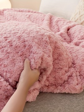 1pc フレンチスタイル ロマンチックなバラのぬいぐるみ ダブルレイヤー ブランケット、幾何学模様、柔らかな快適さ、洗濯機で洗える、リバーシブル、オールシーズン、寝具の装飾、寝室、寮、ホテルに最適、バレンタインデー、感謝祭、ファンタジーテーマのギフト、300-350g ポリエステルカバー