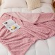 1pc フレンチスタイル ロマンチックなバラのぬいぐるみ ダブルレイヤー ブランケット、幾何学模様、柔らかな快適さ、洗濯機で洗える、リバーシブル、オールシーズン、寝具の装飾、寝室、寮、ホテルに最適、バレンタインデー、感謝祭、ファンタジーテーマのギフト、300-350g ポリエステルカバー