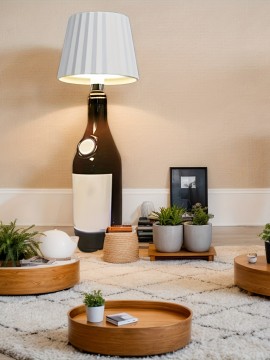 モダンなLEDデスクランプ、タッチコントロール、調節可能な明るさと色温度、2000mAhのバッテリーで充電可能、USB充電、タッチコントロール付き、読書、寝室、バー、食事、屋外パーティー、キャンプ、コーヒーショップに最適