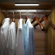 3色調節可能なLEDマグネット吸着ライト、読書灯、照明角度は自由に調整可能、穴あけ不要で持ち運び可能、USB充電式、デスクやワードローブ、寮などに適しています