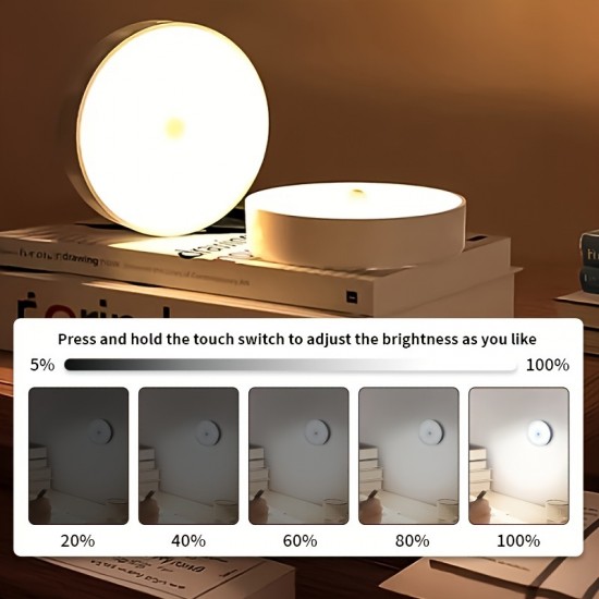 モーションセンサー付きUSB充電式LEDステップライト4個セット、調節可能な明るさ、キッチン・キャビネット・階段・クローゼット・部屋用セミフラッシュマウント - ホワイト/イエロープラスチックデザイン、簡単取り付け、省エネ照明、ホームイルミネーション | スリークな丸型ライト | 耐久性のあるプラスチック製ライト、キッチン用LEDライト